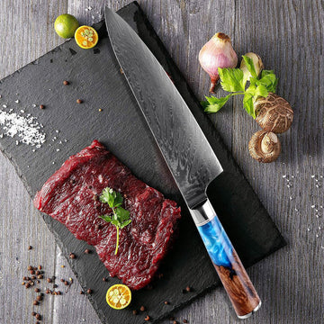 Gyuto (牛刀 牛刀) रंगीन नीले राल हैंडल के साथ दमिश्क स्टील चाकू